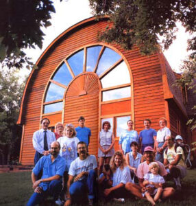 Arch House: A Different Way to Build Image